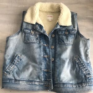 Jean/ fur vest
